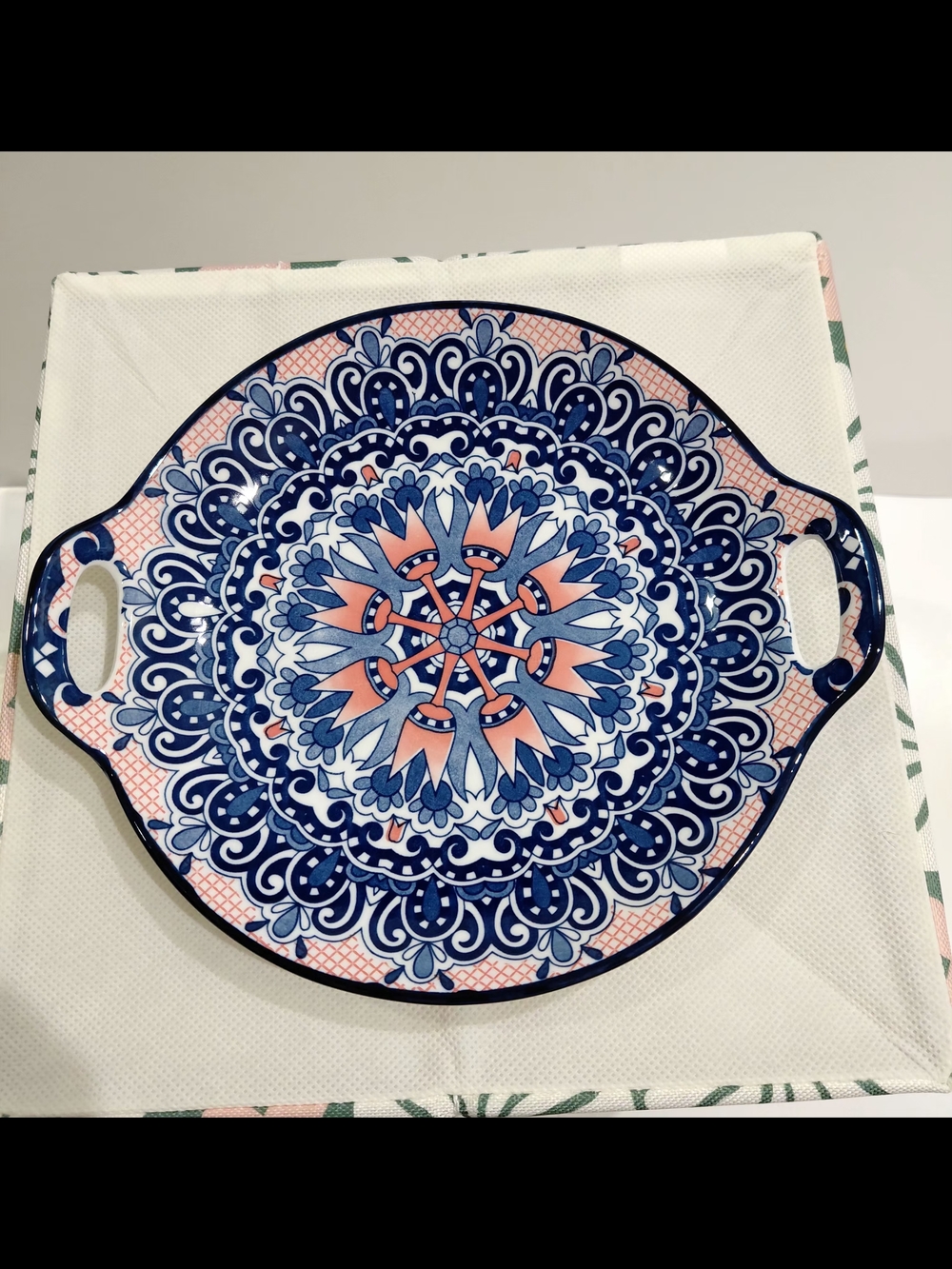 Decorative Blue and Pink Ceramic Serving Platter - Stylish Bakeware